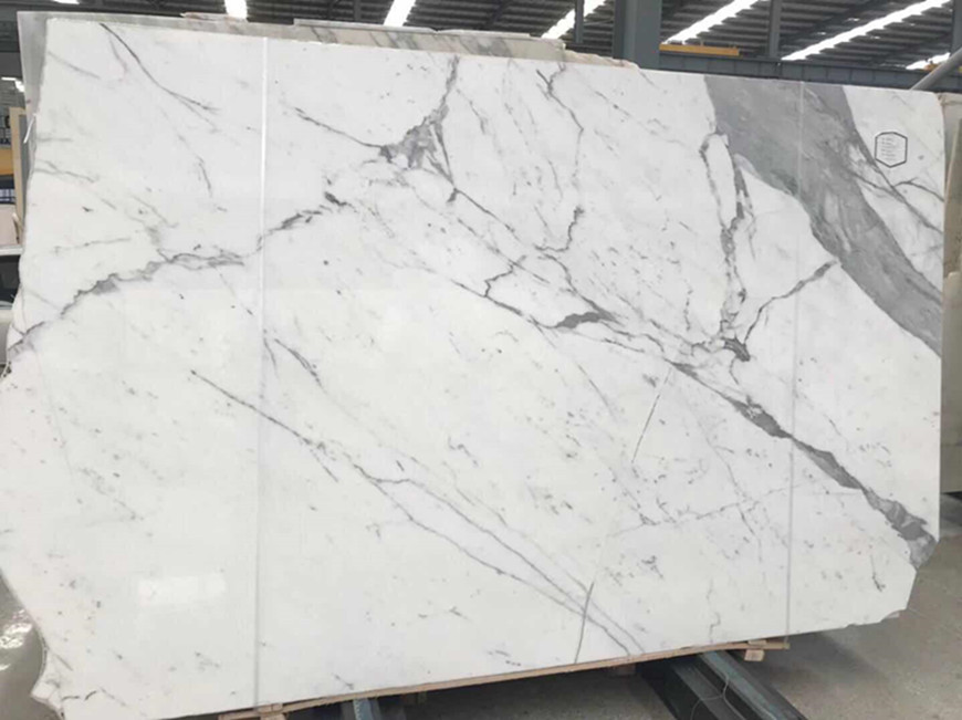 calacatta oro marble