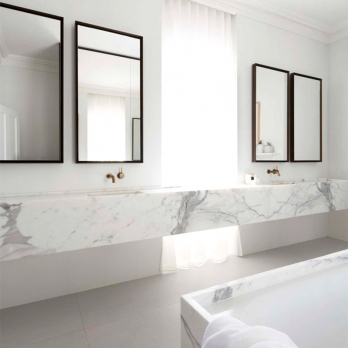 Calacatta white marble